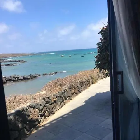 Jameos Con Wifi, Terraza Y Vistas Al Mar En * Punta Mujeres