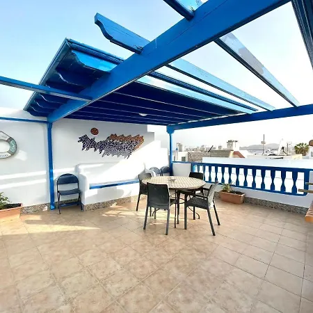 Jameos Con Wifi, Terraza Y Vistas Al Mar En Apartment