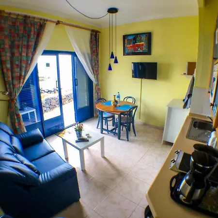 Apartment Jameos Con Wifi, Terraza Y Vistas Al Mar En